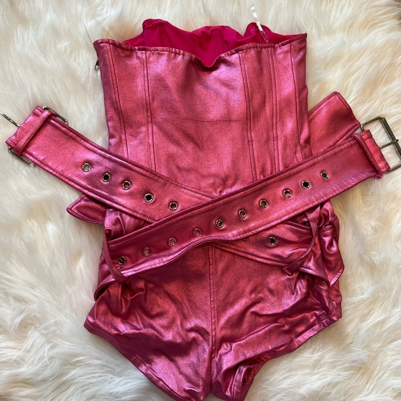 Oh Polly x Bratz Sasha Metallic Denim Belted Corset Playsuit in Deep Pink - Picture 2 of 5